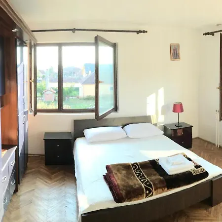 Beautiful Large بيت للعطل *