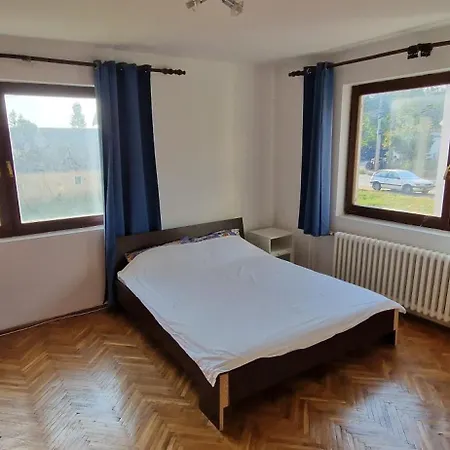 Beautiful Large بيت للعطل *