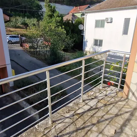 بيت للعطل Beautiful Large Vrcin