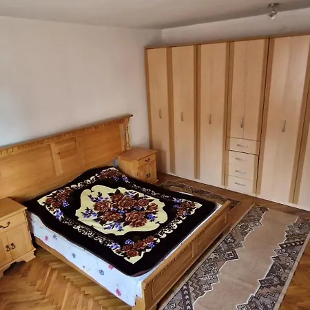 بيت للعطل Beautiful Large Vrcin