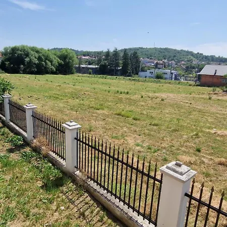 Beautiful Large بيت للعطل Vrcin